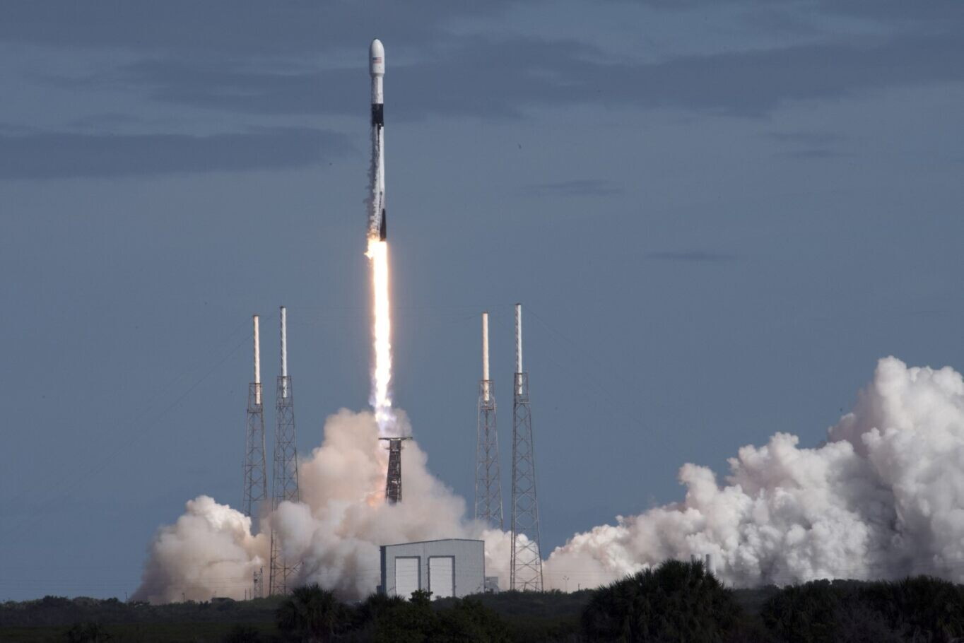 SpaceX, dipendenti pronti a incassare le quote azionarie con Ipo